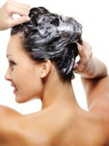 cropped-girl-using-shampoo.jpg