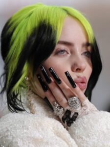 cropped-Billie-Eilish-1.jpg