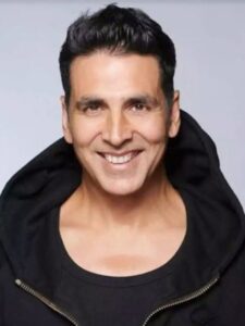 cropped-EXCLUSIVE-SCOOP-Akshay-Kumar-gets-Rs.-100-crore-plus-for-his-next-comedy-the-actor-adopts-low-risk-high-return-model-1.jpg