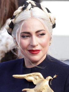 cropped-lady-gaga-1.jpg