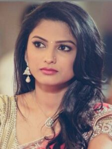 cropped-rucha-hasabnis.jpg