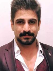 cropped-0560-rajat-tokas.jpg