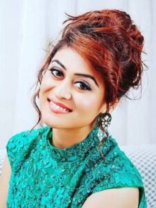 cropped-Falaq-Naaz-Profile.jpg