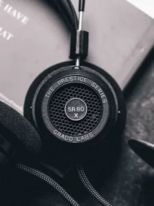 cropped-Grado-SR80x-headphones-Cool-gadgets-61fcec1.webp