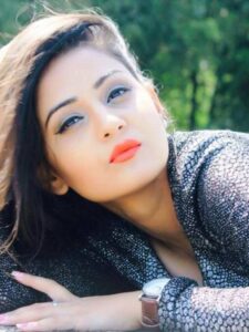 cropped-Ishani-Sharma-1.jpg