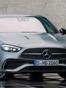 cropped-2022-mercedes-benz-c-class-106-1613767205.jpg