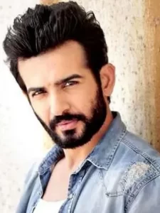 cropped-Jay-Bhanushali-Biography-Height-Age-TV-Serials-Wife-Family-Salary-Net-Worth-Awards-Photos-Facts-More-2.webp